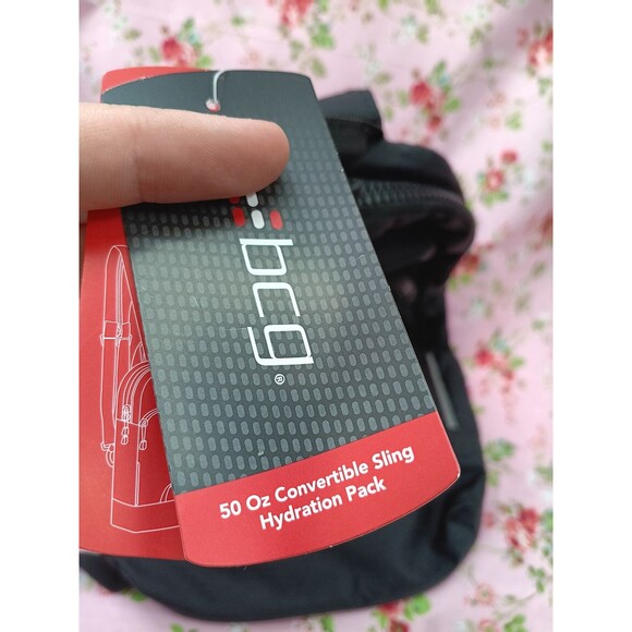 BCG 50oz Convertible Sling Hydration Pack - Picture 3 of 3